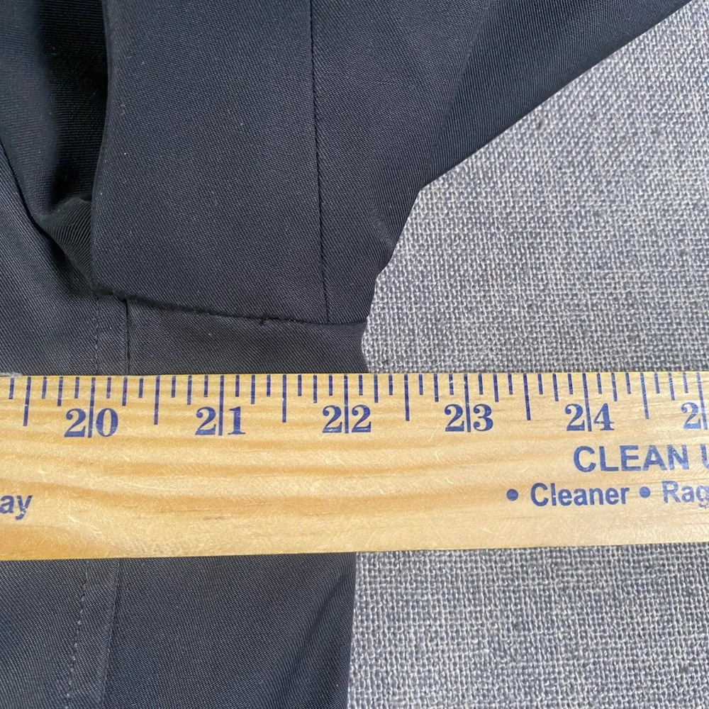 Banana Republic Men's Mac Jacket Black Utility‎ Medium 3-Layer Water Resistant